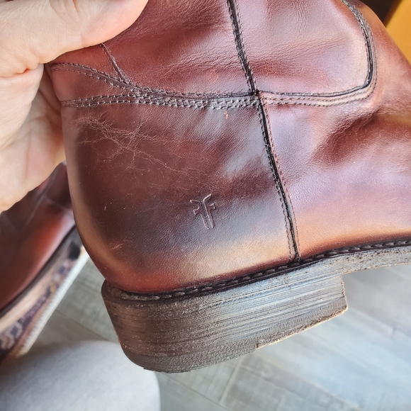 FRYE Leather boots - Picture 16 of 16